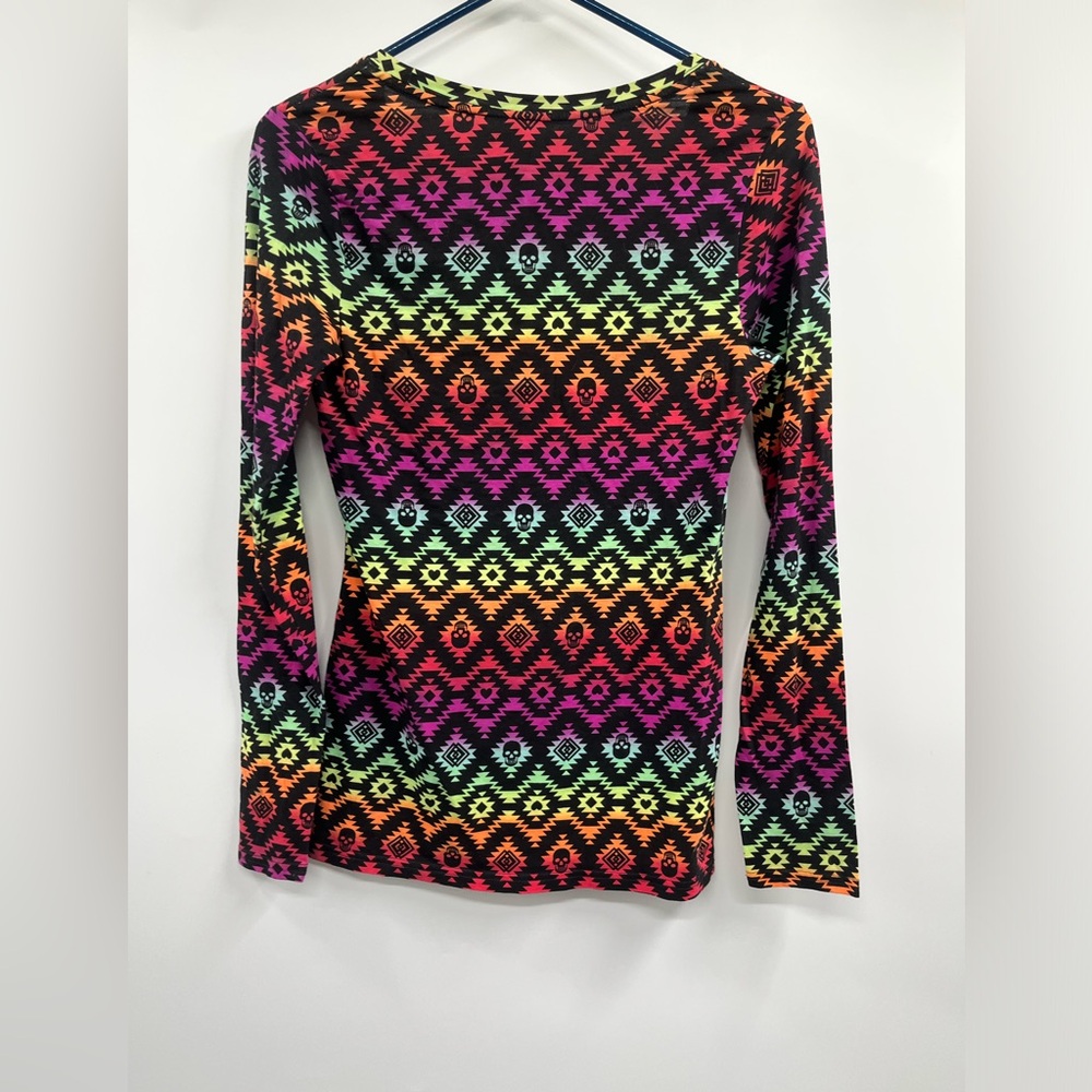 No Boundaries Colorful Rainbow Skull Cotton Blend Long Sleeve Top Size M - Picture 9 of 12